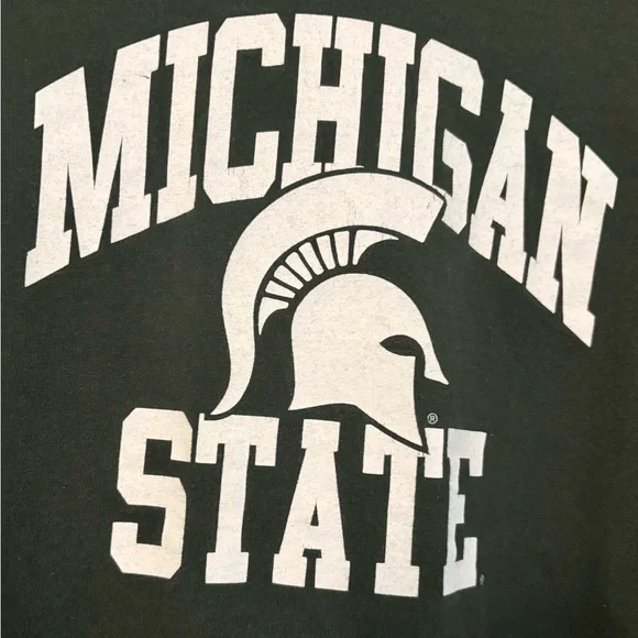 Gildan Vintage and Worn in Men's Dark Green Michigan State Long Sleeve Tee - Picture 4 of 4